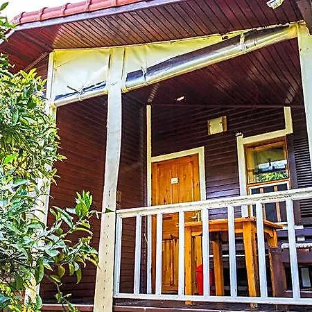 Three Islands Hotel 3*